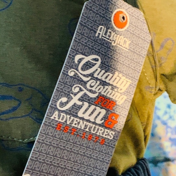 - Boys 2 Piece Button -up W/Pants - Picture 3 of 5